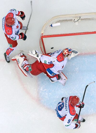 Ice hockey. KHL. Torpedo vs. CSKA