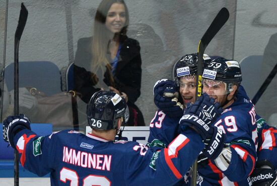 Ice hockey. KHL. Torpedo vs. CSKA