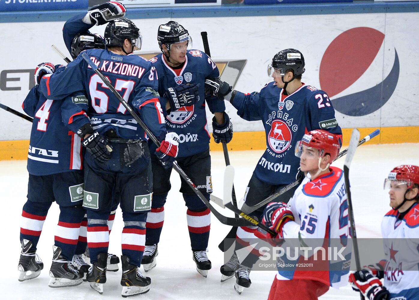 Ice hockey. KHL. Torpedo vs. CSKA