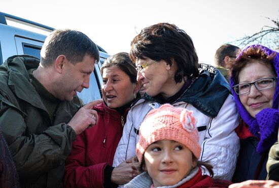 Alexander Zakharchenko visits Novoazovsk