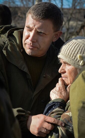 Alexander Zakharchenko visits Novoazovsk