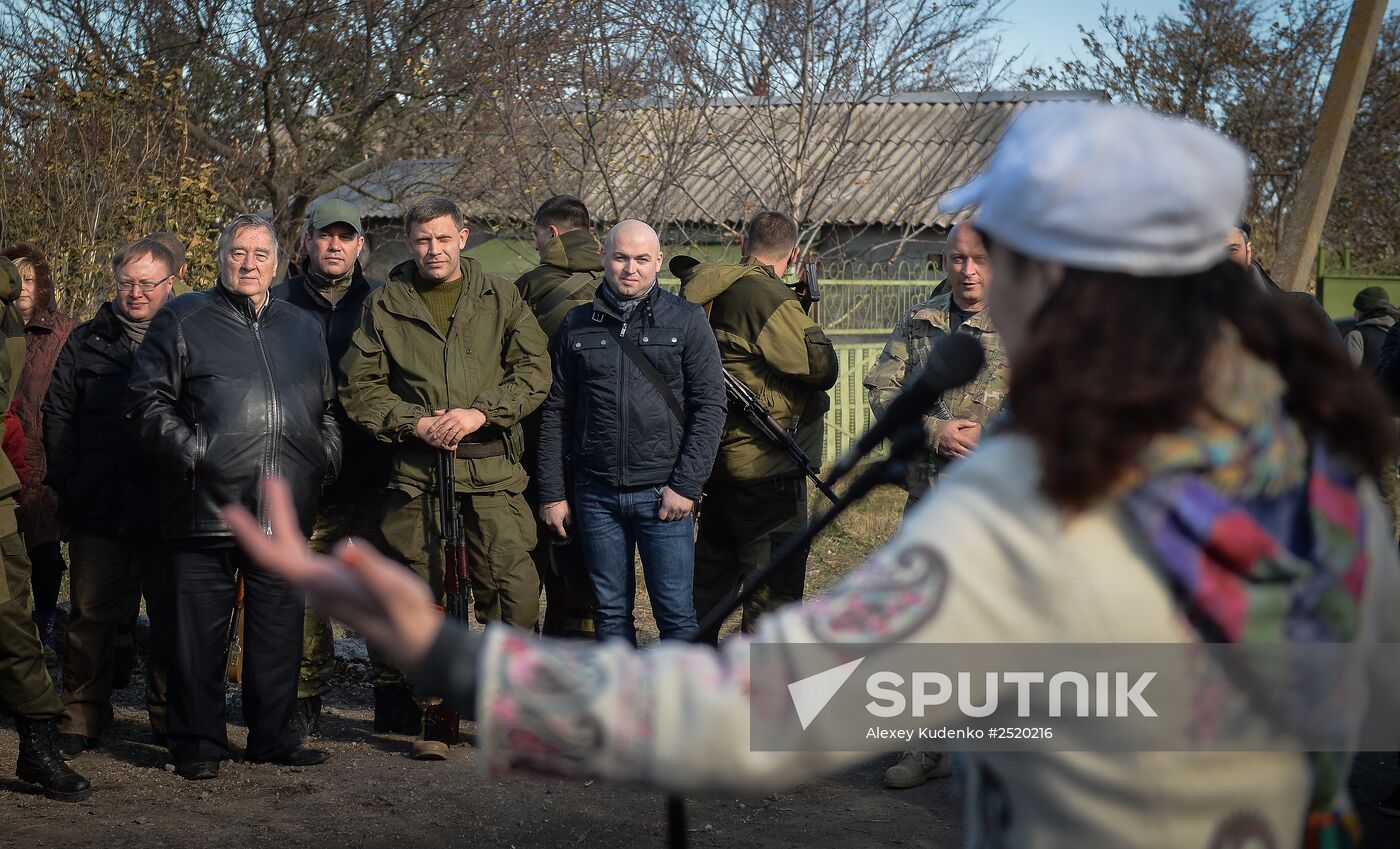 Alexander Zakharchenko visits Novoazovsk