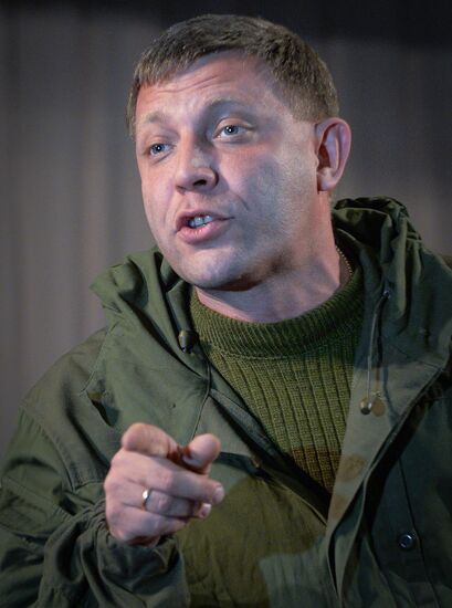 Alexander Zakharchenko visits Novoazovsk