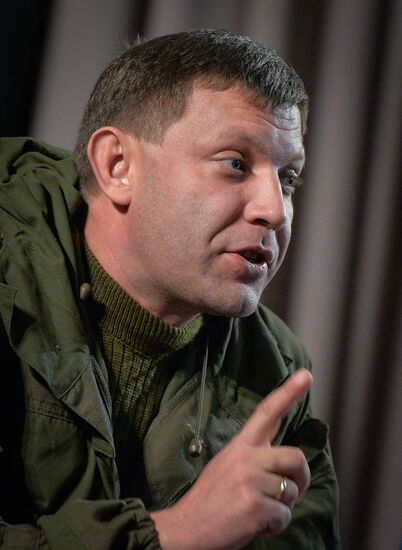 Alexander Zakharchenko visits Novoazovsk