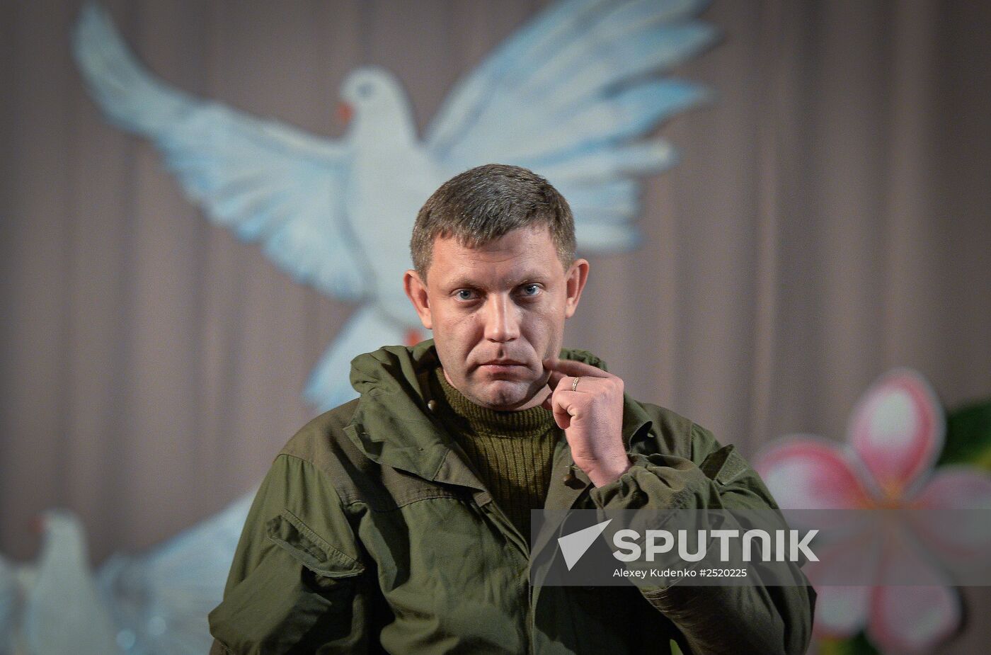 Alexander Zakharchenko visits Novoazovsk