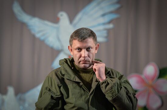 Alexander Zakharchenko visits Novoazovsk