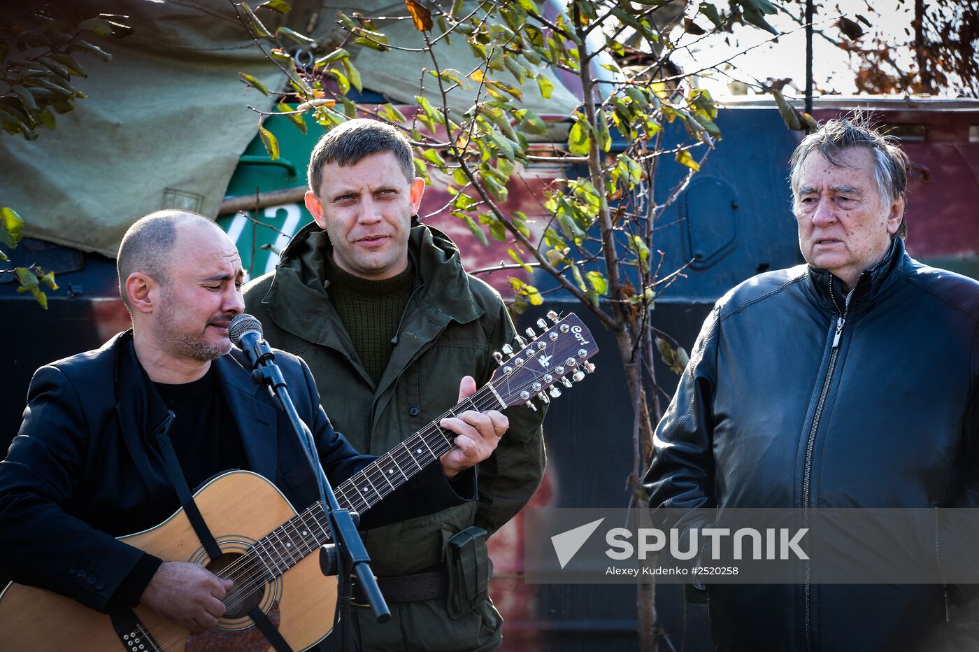 Alexander Zakharchenko visits Novoazovsk