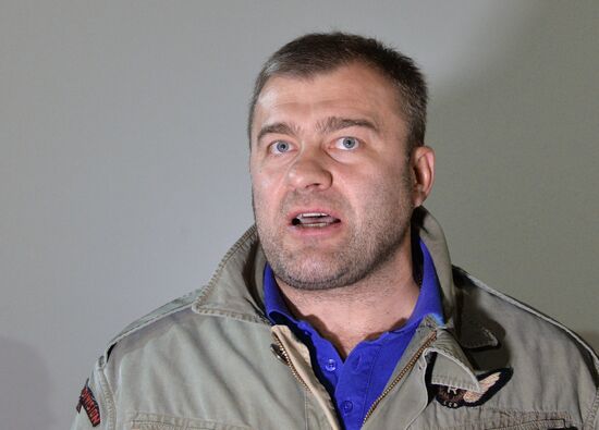 Actor Mikhail Porechenkov visits Donetsk