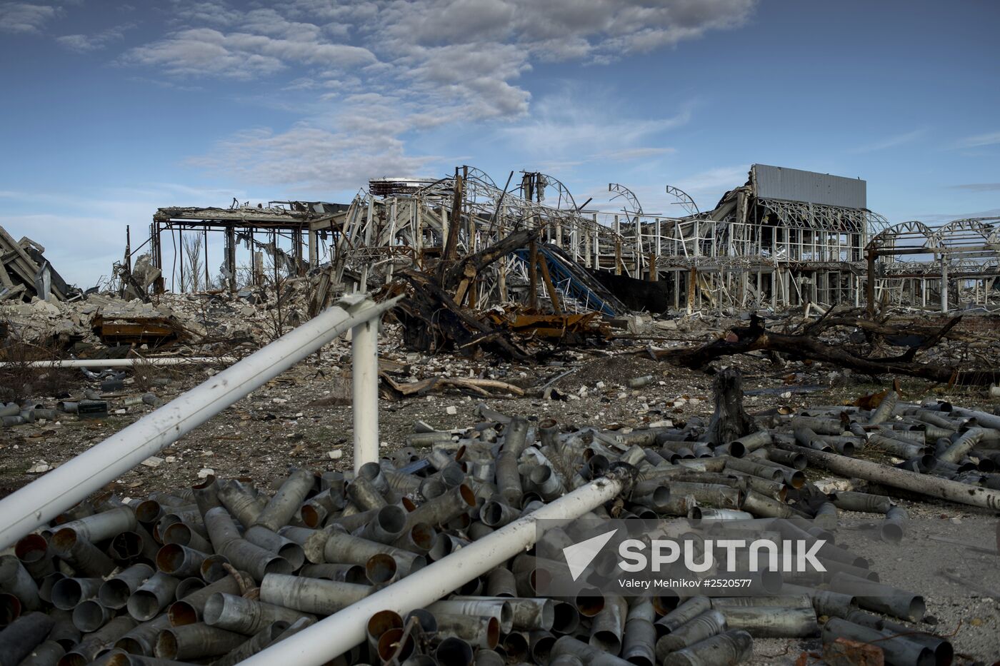 Lugansk airport in ruins