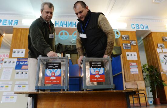 Donetsk on the eve of elections