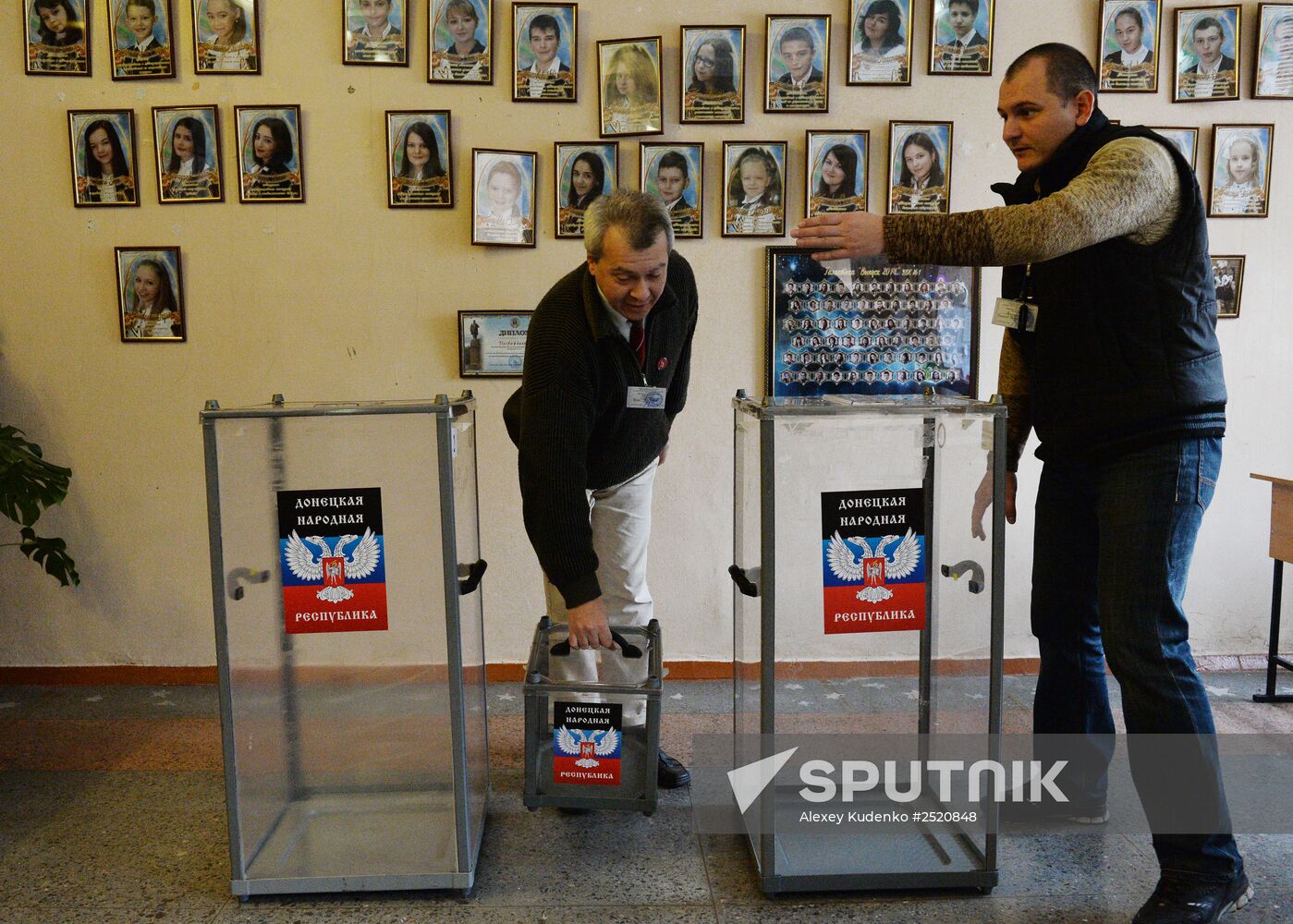 Donetsk on the eve of elections