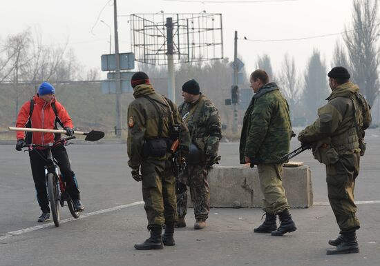 Donetsk on the eve of elections