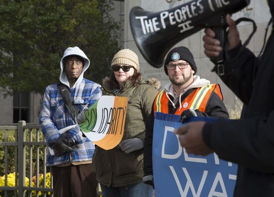 Detroit residents protest against water shutoffs