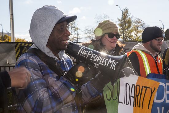 Detroit residents protest against water shutoffs