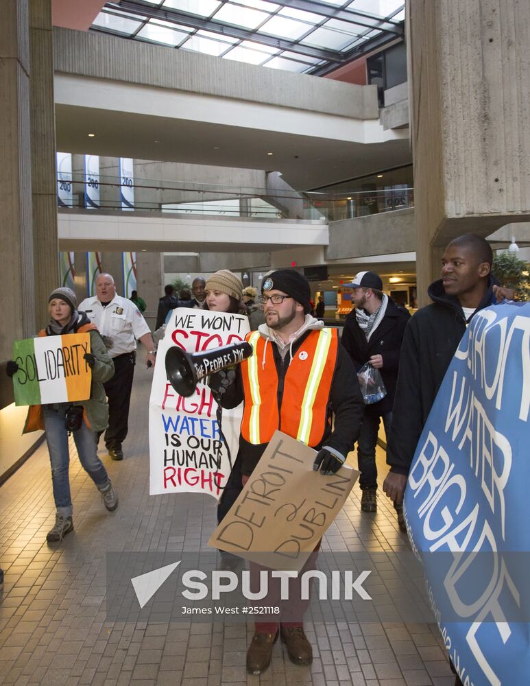 Detroit residents protest against water shutoffs