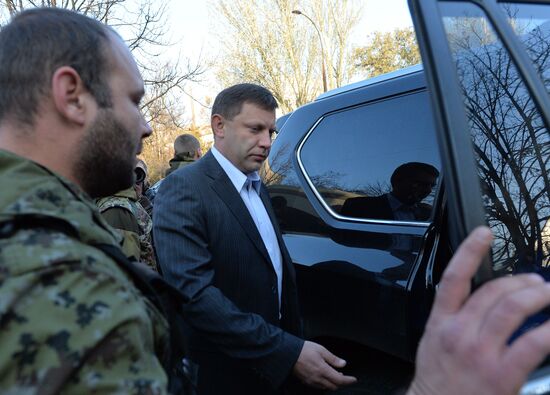 Elections for regional leader and parliament in Donetsk People's Republic