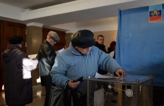 Elections for regional leader and parliament in Luhansk People's Republic