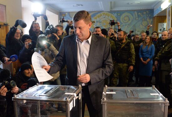 Elections for regional leader and parliament in Donetsk People's Republic