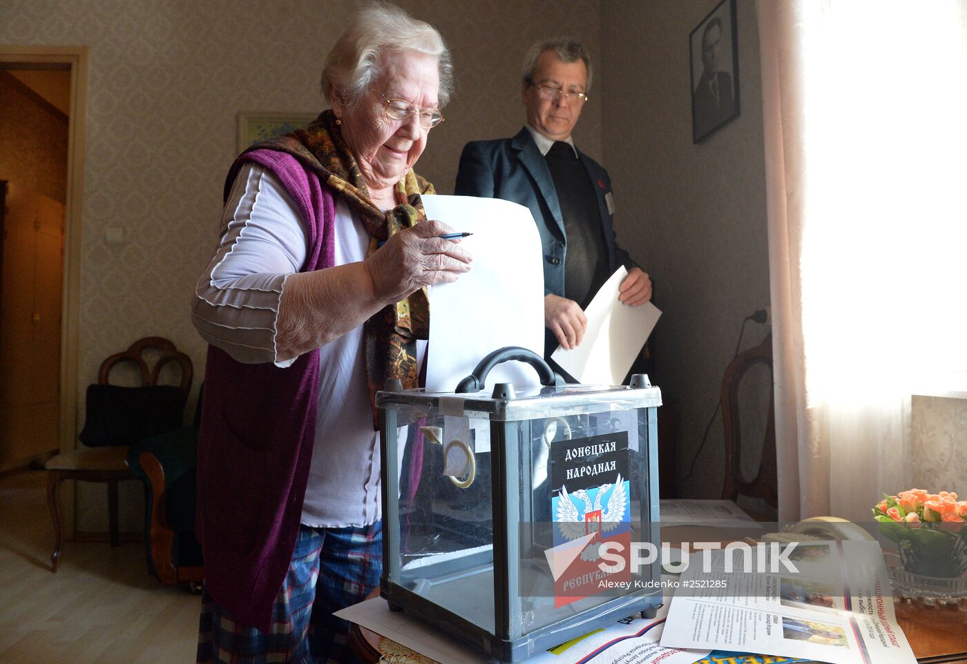 Elections for regional leader and parliament in Donetsk People's Republic