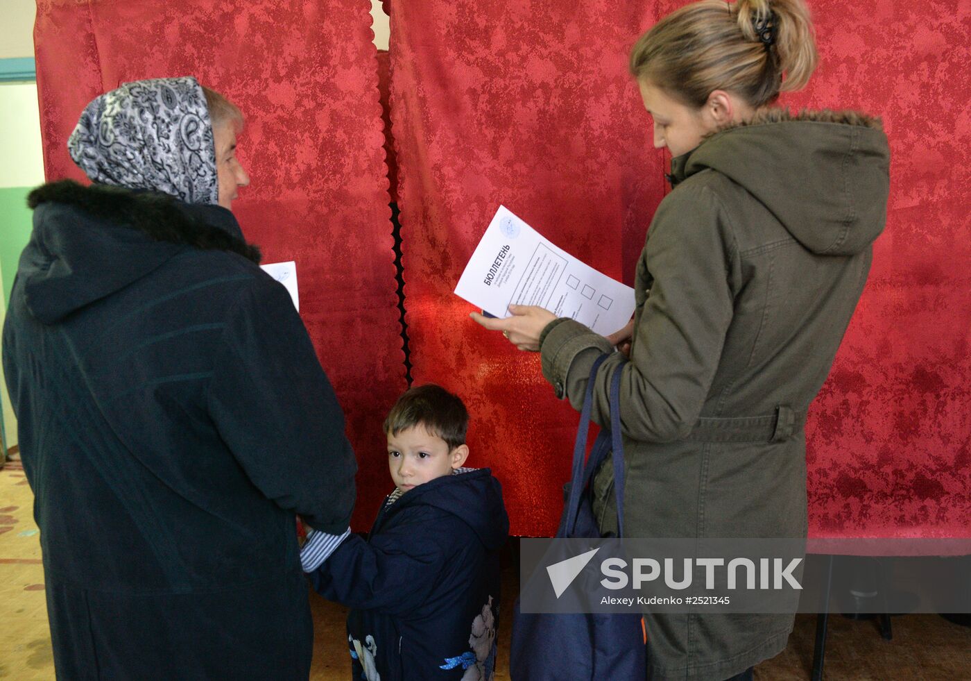 Elections for regional leader and parliament in Donetsk People's Republic