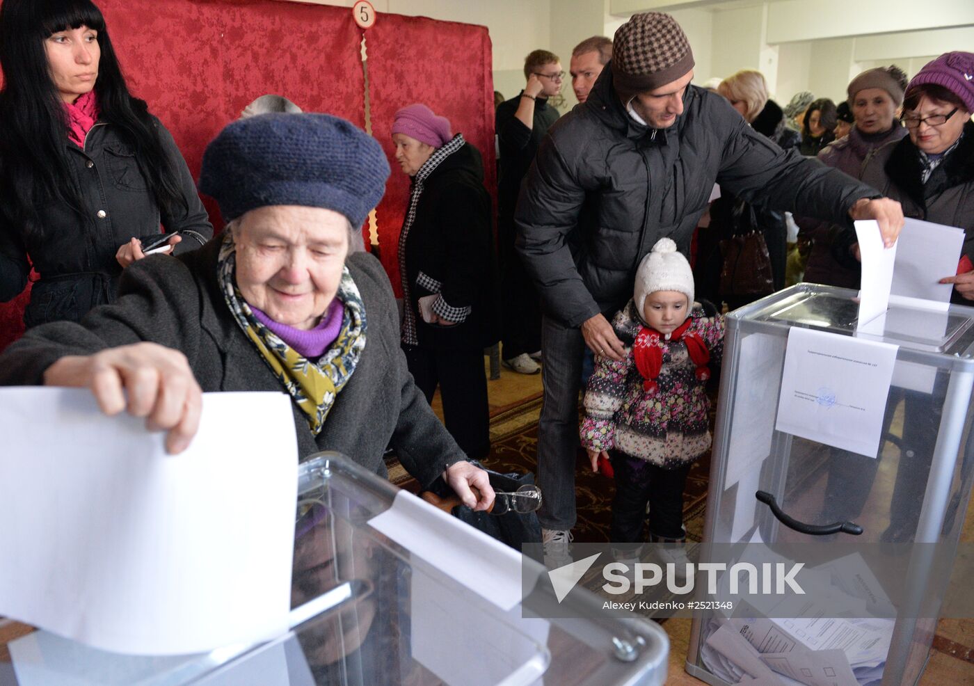 Elections for regional leader and parliament in Donetsk People's Republic