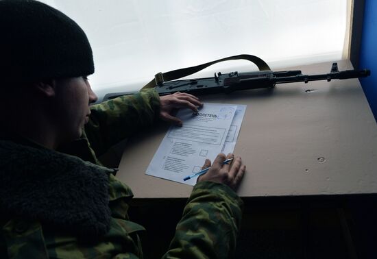 Elections for regional leader and parliament in Donetsk People's Republic