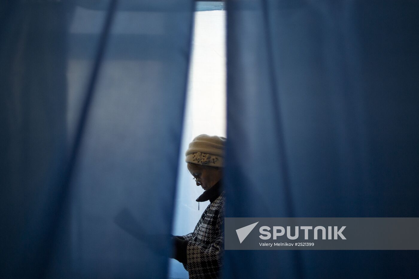 Elections for regional leader and parliament in Luhansk People's Republic