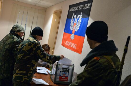 Elections for regional leader and parliament in Donetsk People's Republic