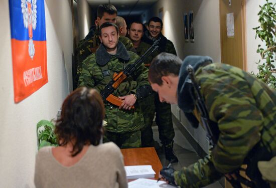 Elections for regional leader and parliament in Donetsk People's Republic