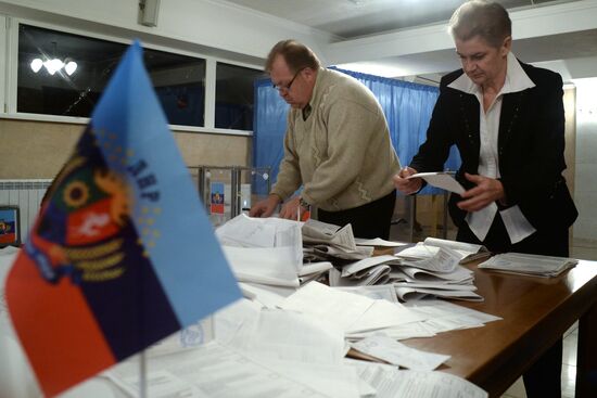Votes counted at elections in the Luhansk People's Republic