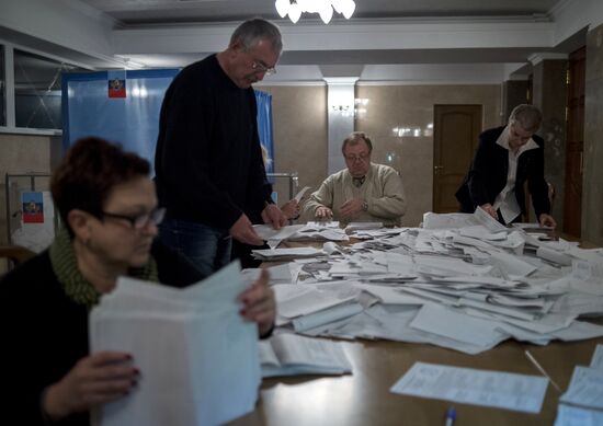 Votes counted at elections in the Lugansk People's Republic