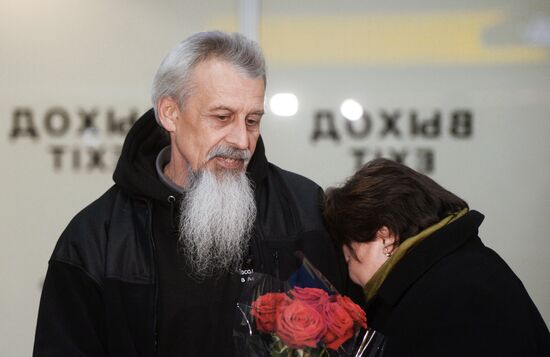 Russian pilot Pavel Petrenko released from Taliban captivity in Afghanistan