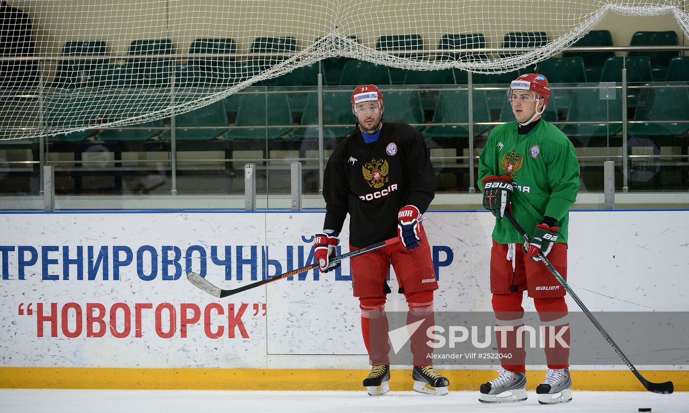 Ice hockey. Russian National Team's training session