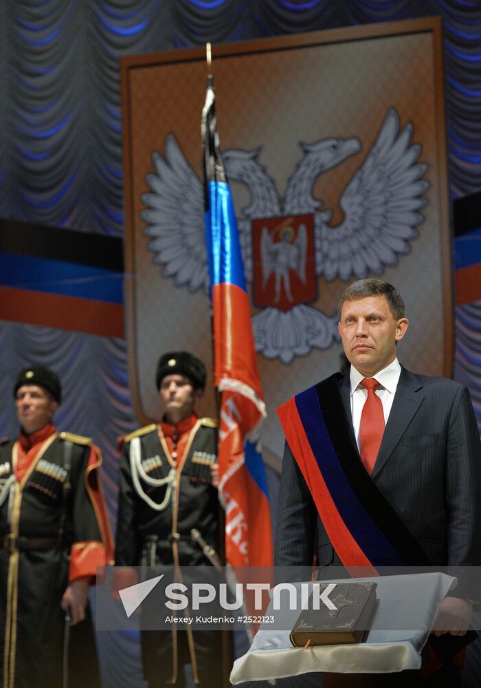 Alexander Zakharchenko inaugurated as official DPR head