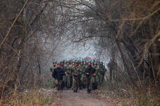 Belarus special forces soldiers take maroon beret test
