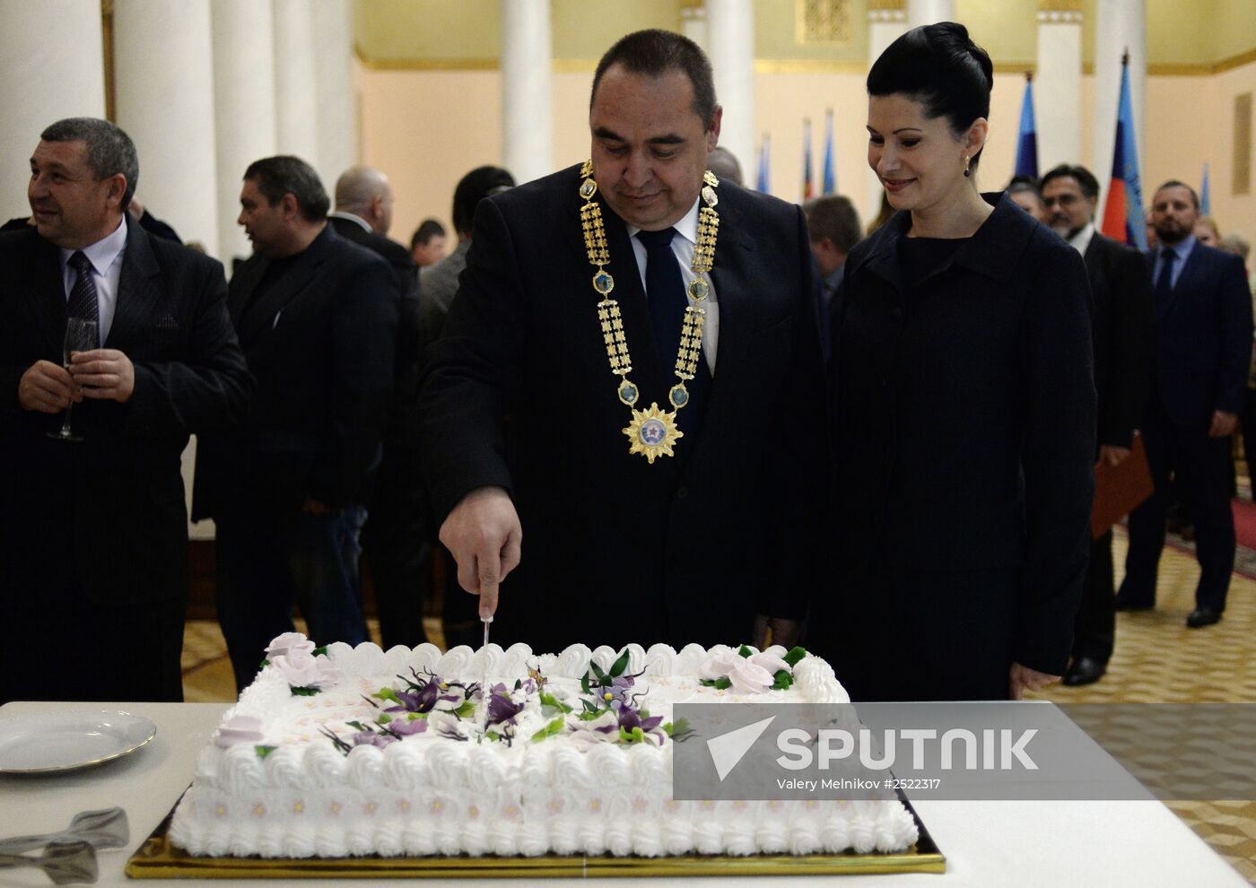 Igor Plotnitsky inaugurated official Head of Luhansk People's Republic