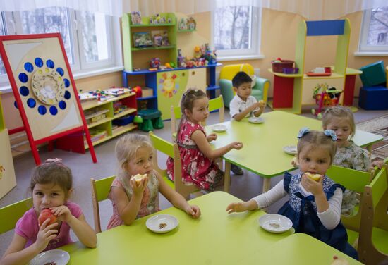 Sergei Sobyanin opens new kindergarten at Kashirskoye Highway