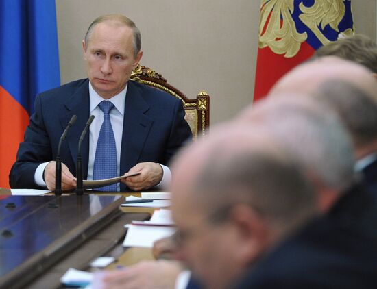 Vladimir Putin chairs meeting of Commission on International Military-Technical Cooperation