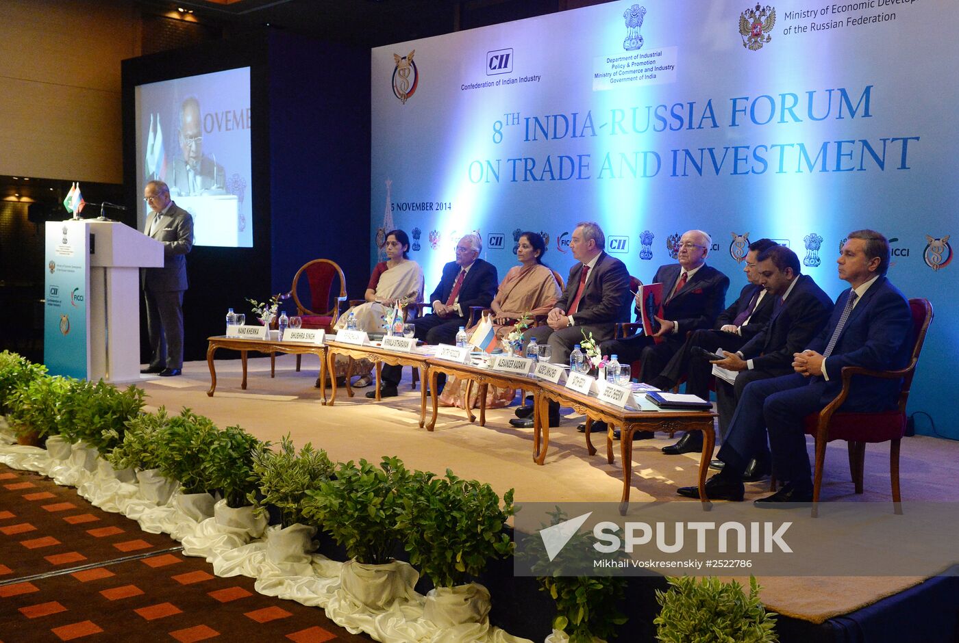 Dmitry Rogozin visits India