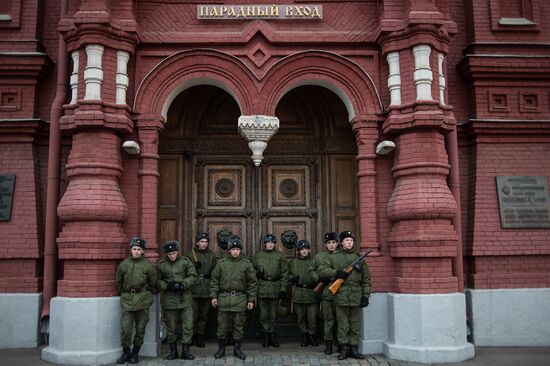 Rehearsal of march to mark 1941 military parade in Red Square