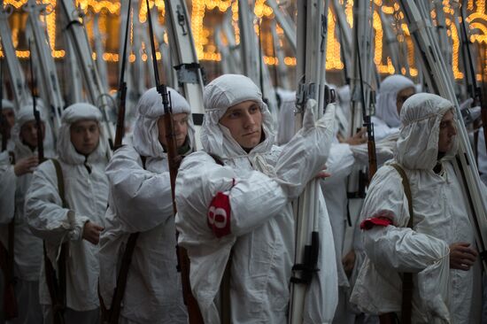 Rehearsing a march devoted to legendary 1941 parade