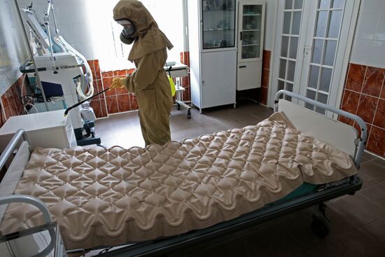 Ebola case response training