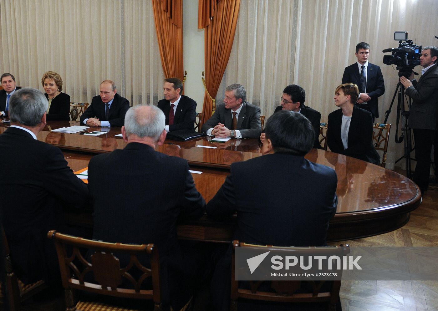 Vladimir Putin meets with CSTO Parliamentary Assembly members