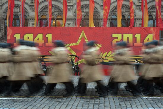 Anniversary march dedicated to November 7, 1941 military parade