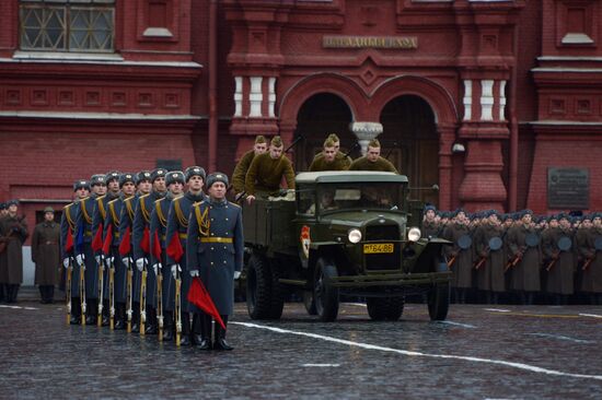 Anniversary march dedicated to November 7, 1941 military parade