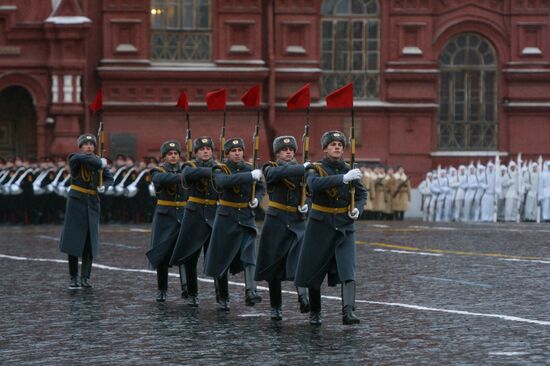 Anniversary march dedicated to November 7, 1941 military parade