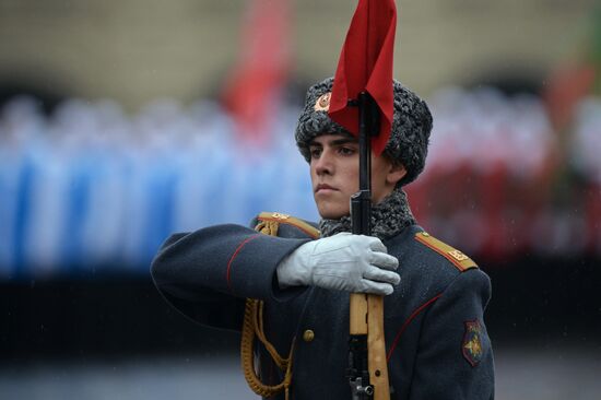 Anniversary march dedicated to November 7, 1941 military parade