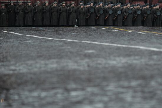 Anniversary march dedicated to November 7, 1941 military parade