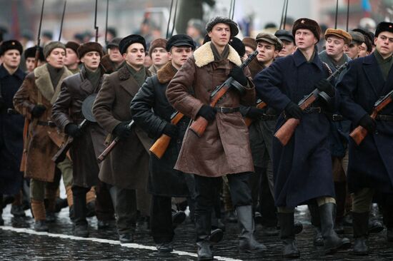 Anniversary march dedicated to November 7, 1941 military parade