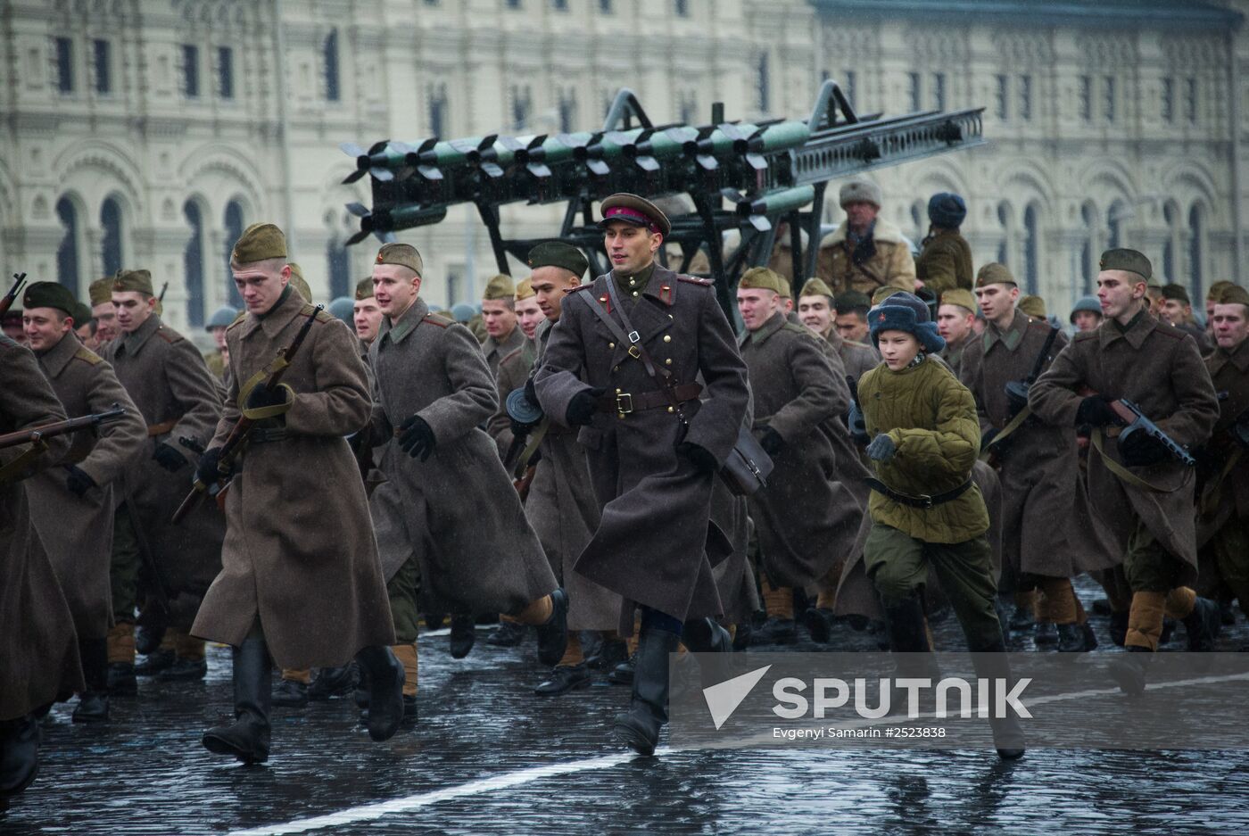 Anniversary march dedicated to November 7, 1941 military parade